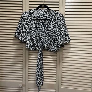 SHEIN Black and White Floral Tie-Front Blouse